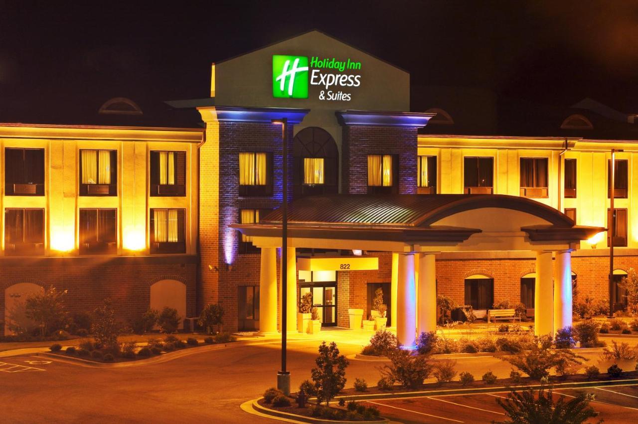 Holiday Inn Express & Suites Dyersburg, An Ihg Hotel Exterior photo
